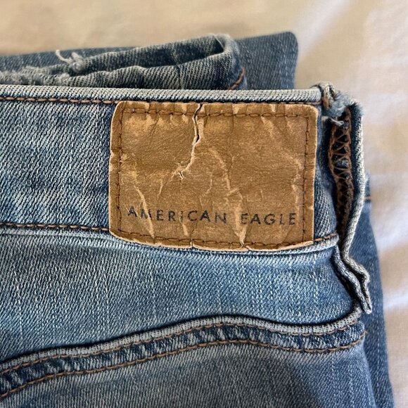 American Eagle Distressed Super High-Rise Jeggings Crop - Picture 7 of 8